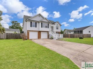 208 Stonebridge Dr, Savannah, GA 31410