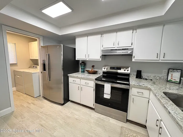 8494 Ridgewood Ave #4405 — Photo 7