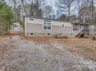 1297 Bowling Green Dr, Clover, SC 29710