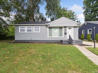 1102 Magnolia Dr, Inkster, MI 48141