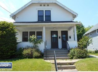 1022 S 21st St, Manitowoc, WI 54220