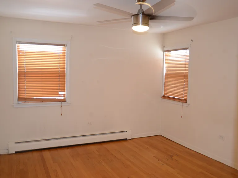1603-1609 Waukegan Rd #11 — Photo 10