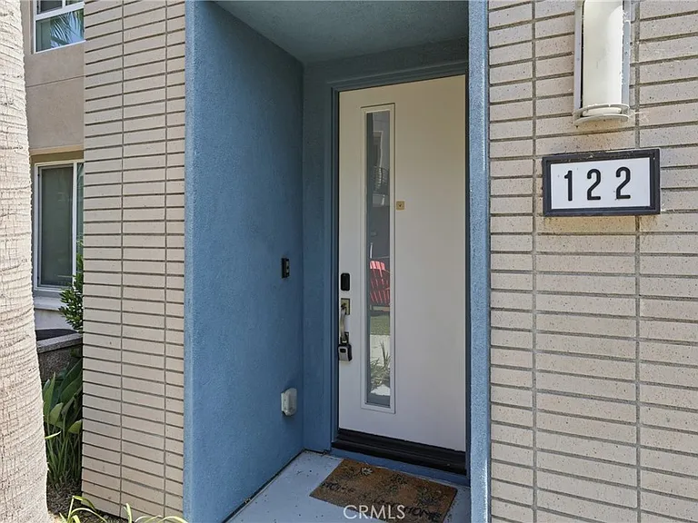 122 Citysquare — Photo 2