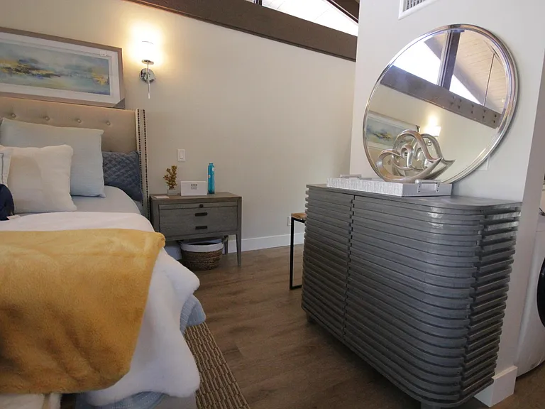 7329 Marina Pacifica Dr S — Photo 25
