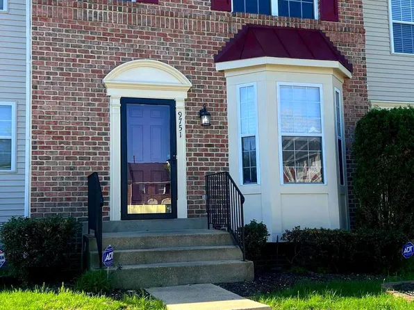 9751 Quiet Brook Ln, Clinton, MD 20735