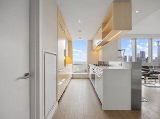 252 South St #52-L, New York, NY 10002