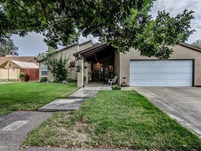 2704 Palomino Ln, Modesto, CA, 95355