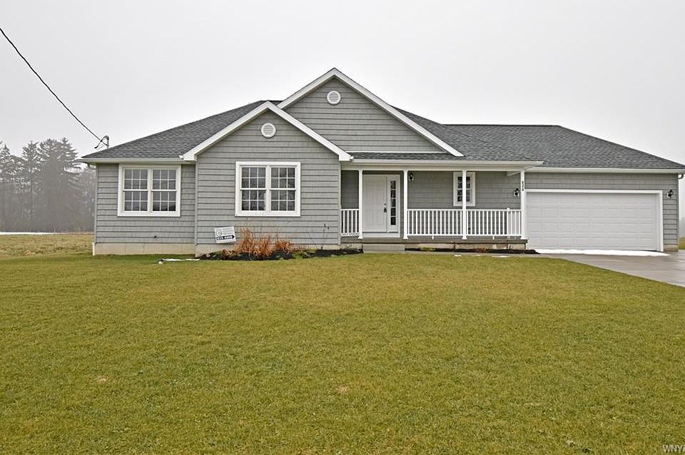 1st image of 8370 Evelyn Dr