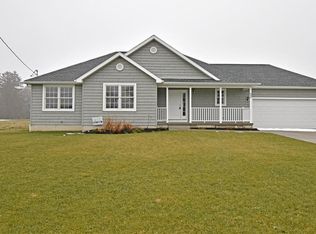 8370 Evelyn Dr, Eden, NY 14057