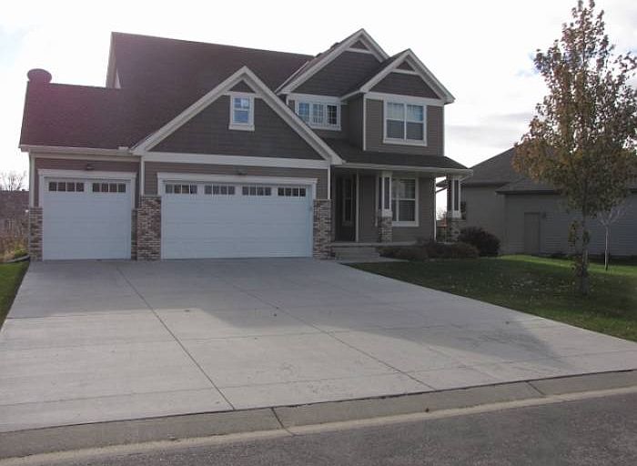 1st image of 6136 104th Cir N
