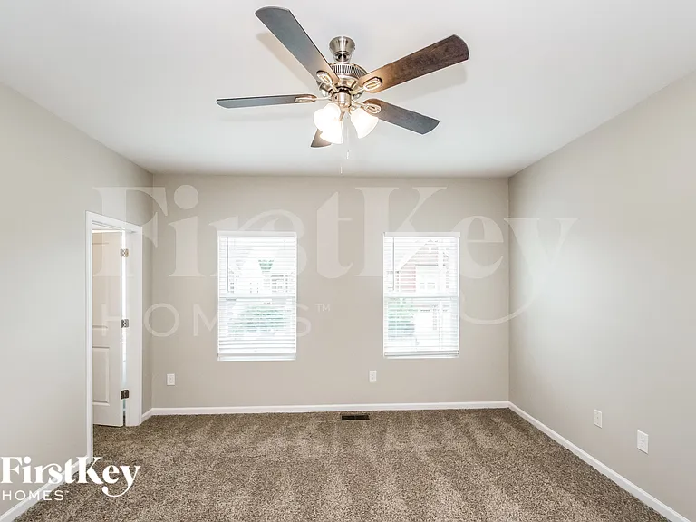 2055 Tanners Mill Dr — Photo 7