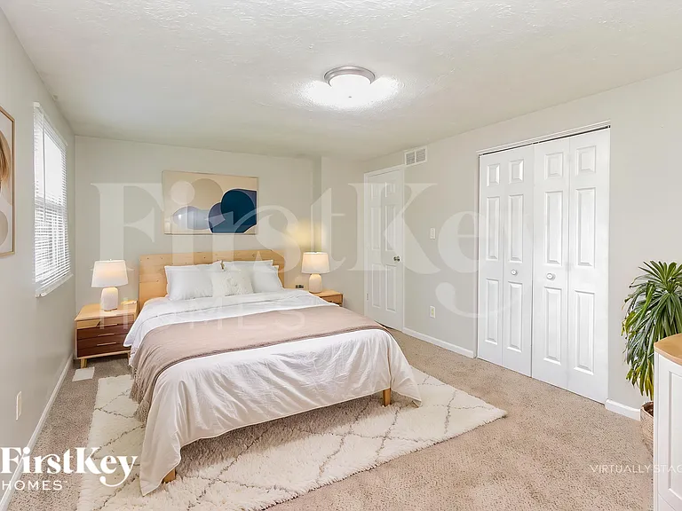 5729 Ensenada Ave — Photo 8