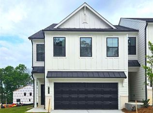 7436 Quinn Pl, Flowery Branch, GA 30542