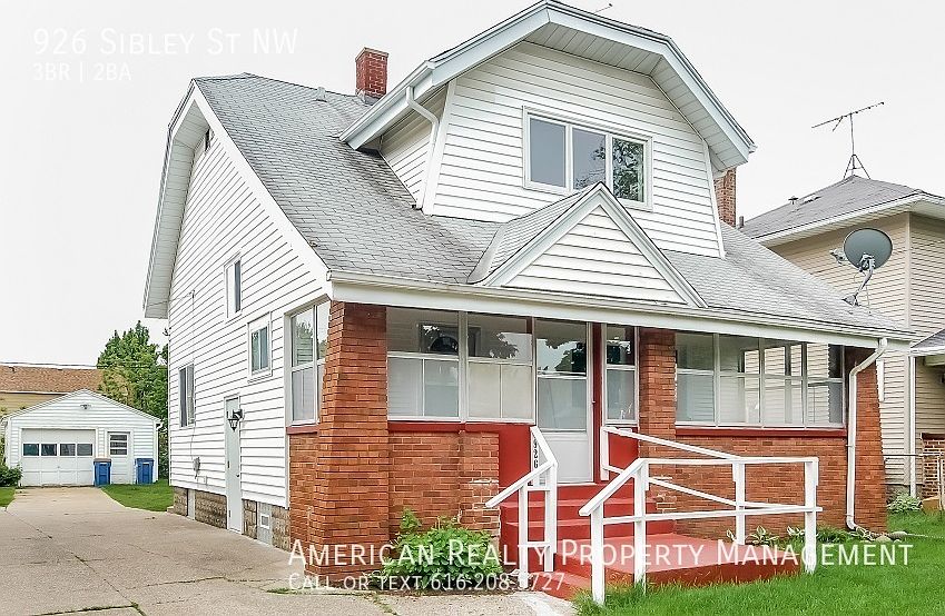 1st image of 926 Sibley St NW