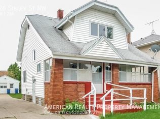926 Sibley St NW, Grand Rapids, MI 49504