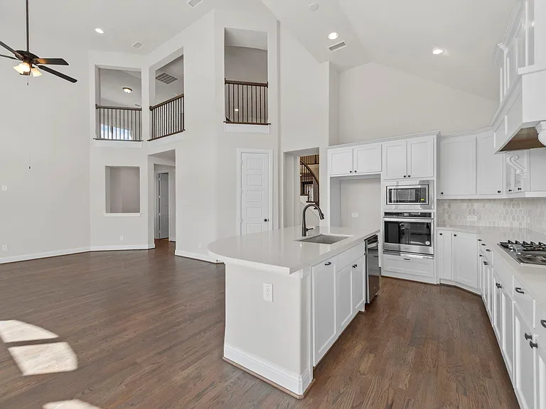15628 Yarberry Dr — Photo 14