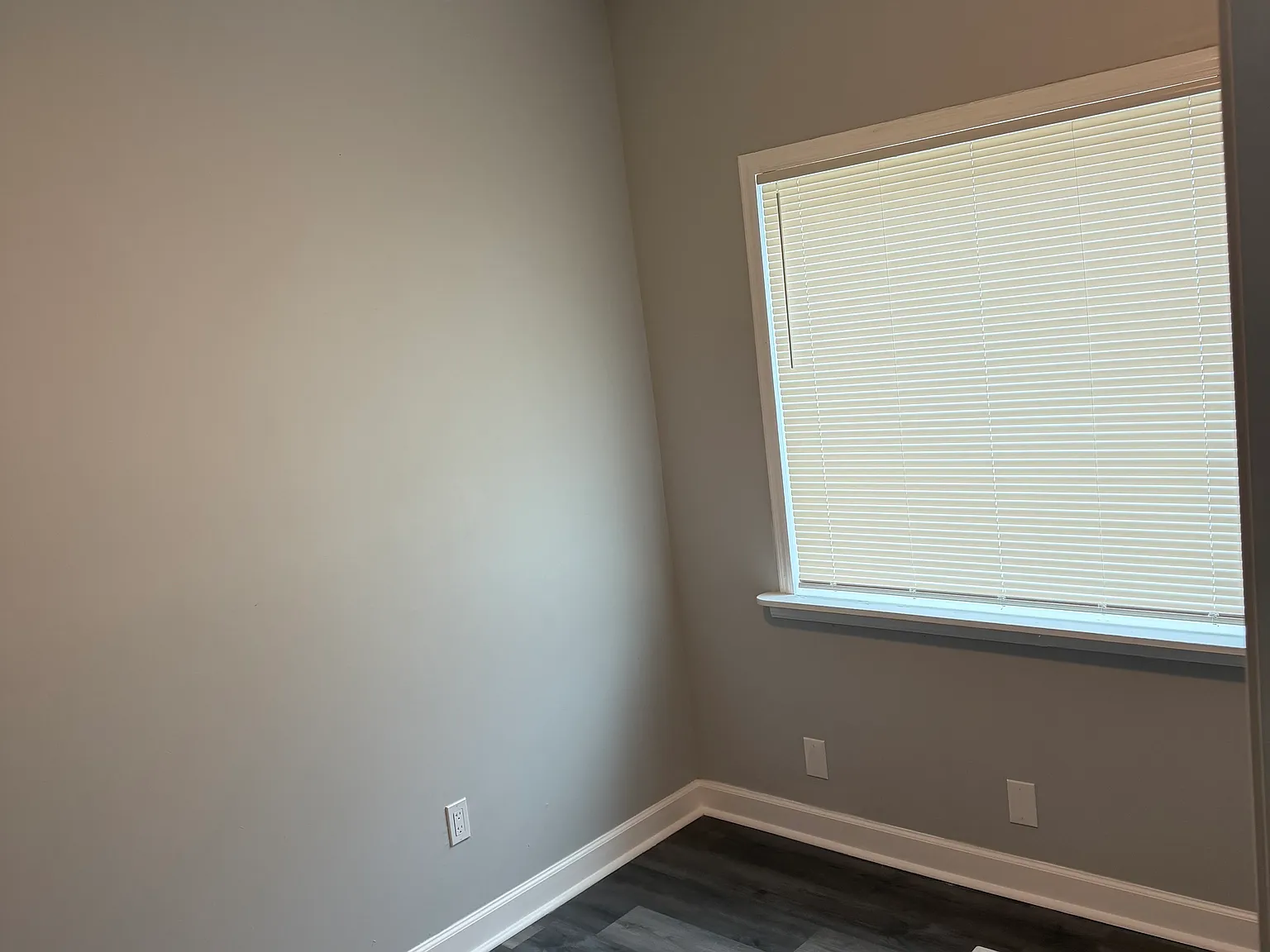 4 bed, $800 — Photo 4