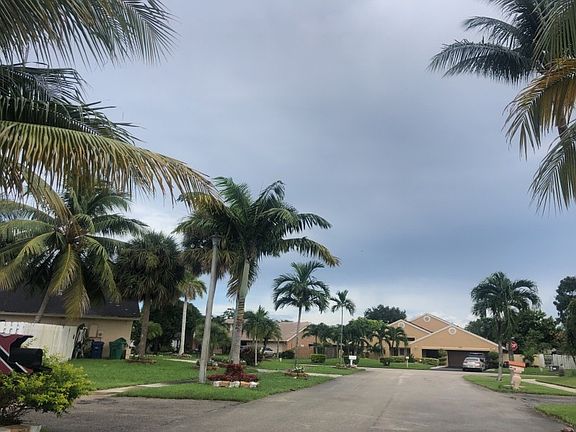5th image of 7365 NW 52nd Ct