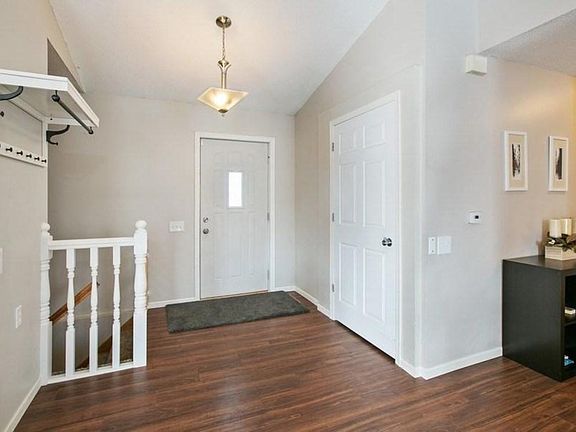 2nd image of 9033 Prestwick Cir N