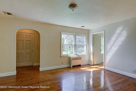 3 bed, 1300 sqft, $3,100 — Photo 4