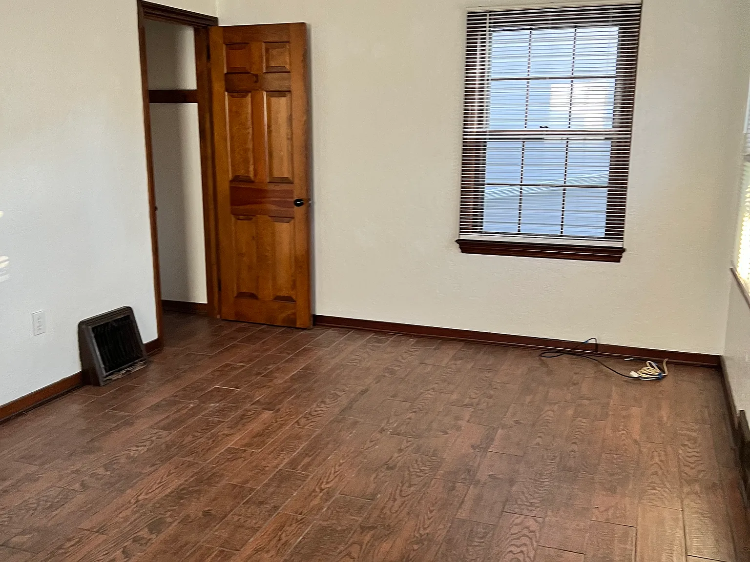 2 bed, 1160 sqft, $1,175 — Photo 3