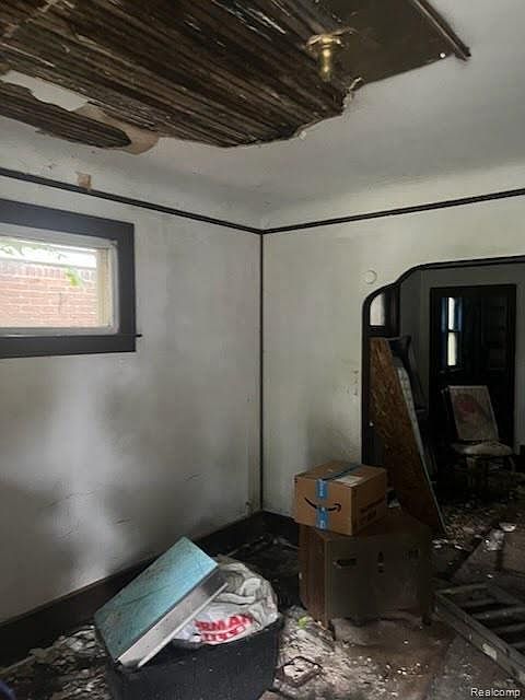 1st image of 17508 Arlington St