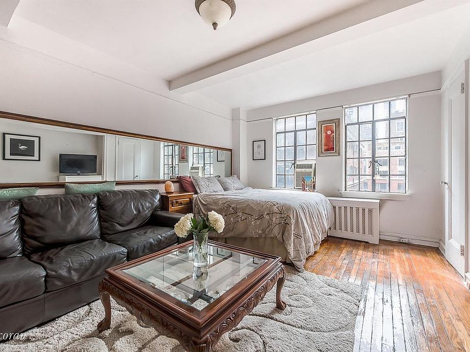 1st image of 320 E 42nd St APT 914