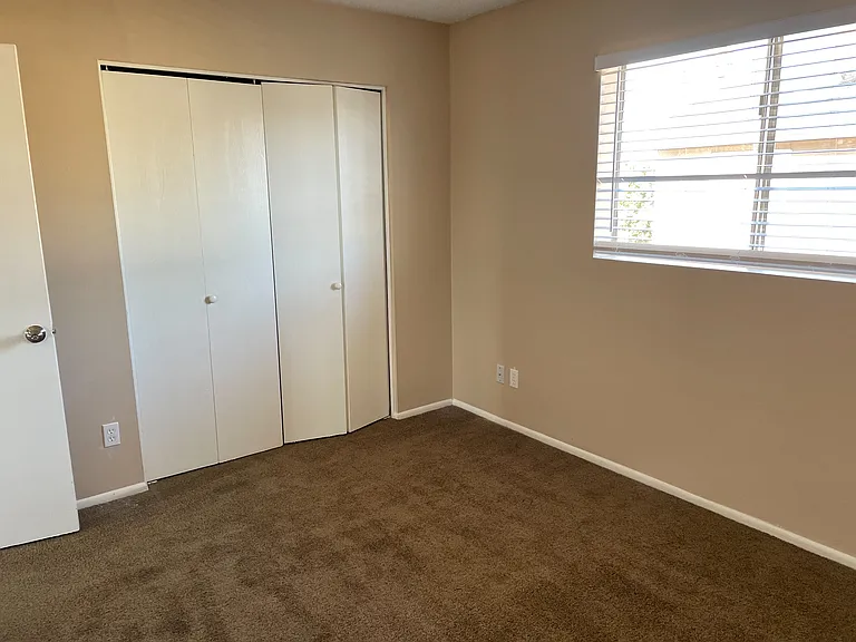Townhome in Mesa with enclosed backyard! — Photo 7