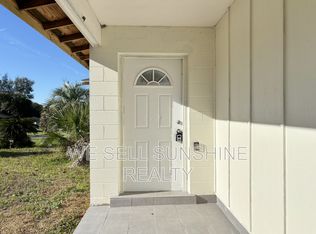 1853 W Freeman Pl, Citrus Springs, FL 34434