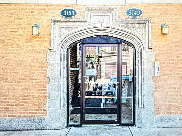 3149 N Drake Ave #2S — Photo 1