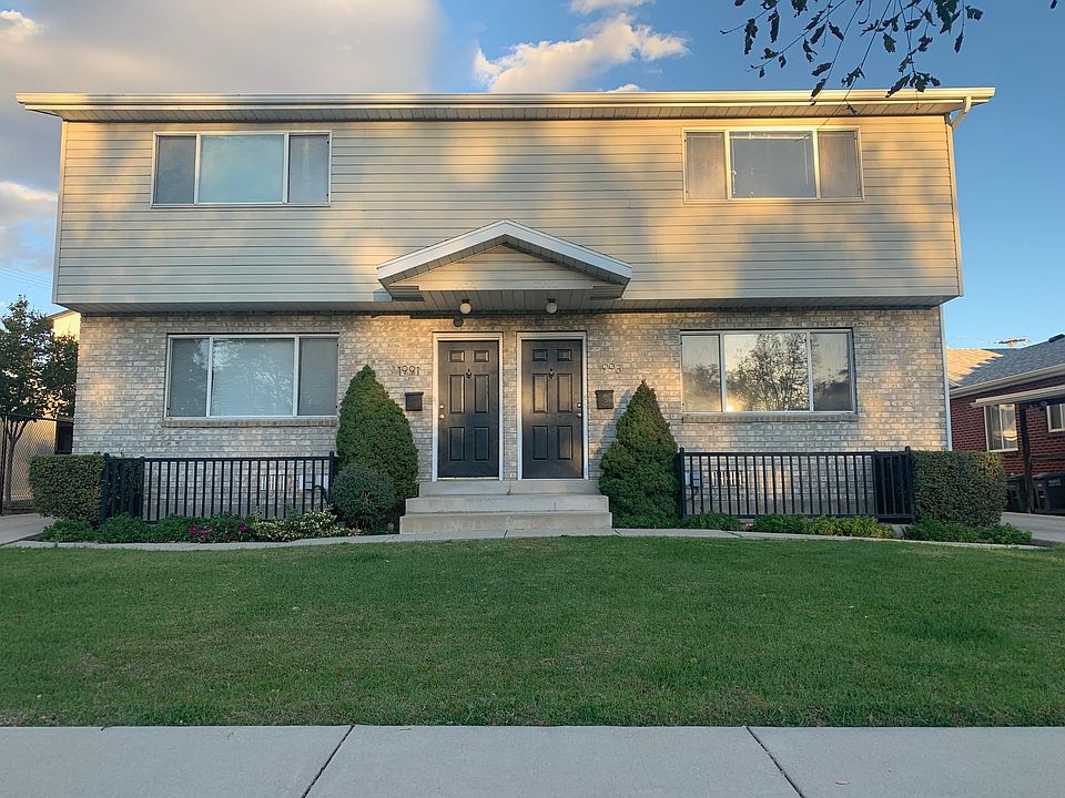 Front of home (the side for rent is on the left).