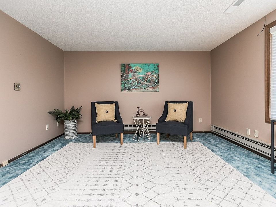 126 N 2nd St Apartments West Branch, IA Zillow