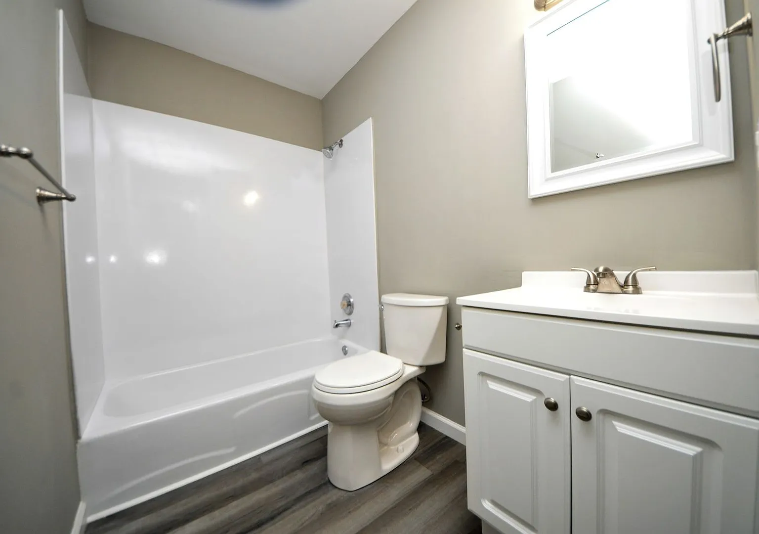 Large Two Bedroom 1.5 Bathroom Townhome Located in the Heart of Warrenton — Photo 2