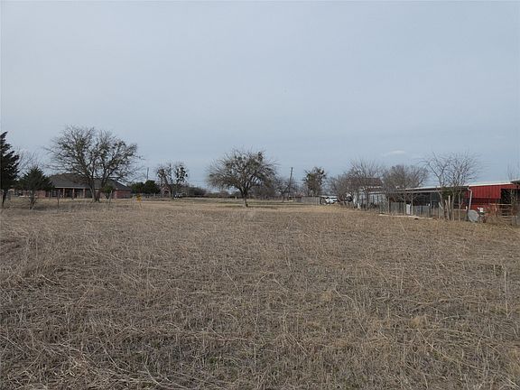 4th image of 632 E Reindeer Rd