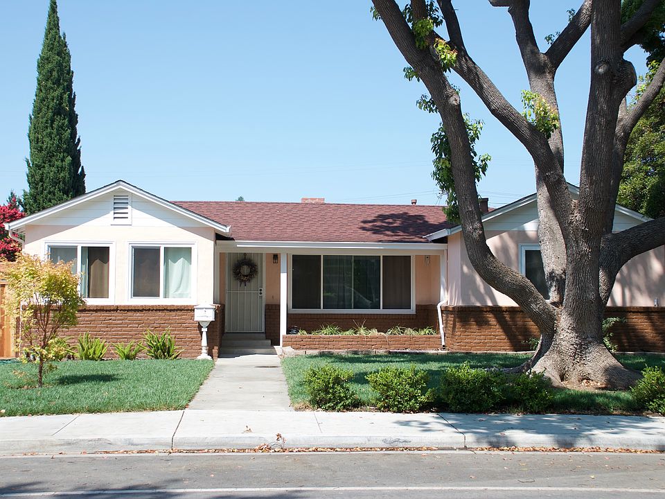 1st image of 185 Cypress Ave