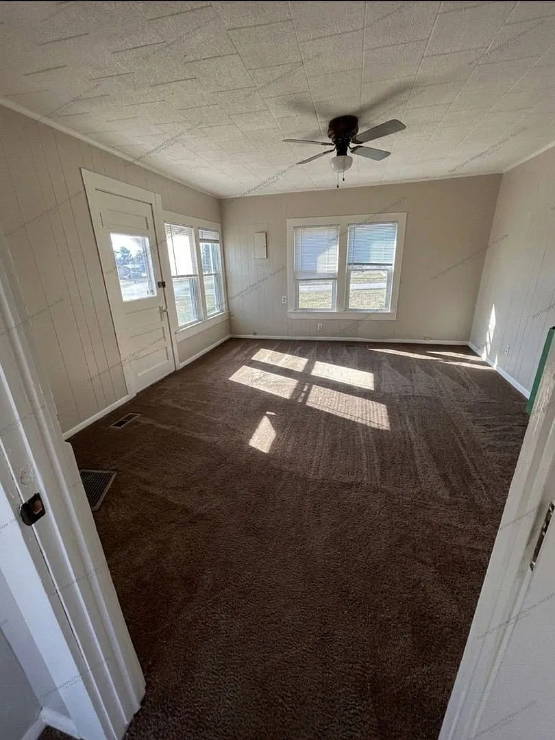 2 bed, 1.0 bath, 828 sqft, $675 — Photo 4