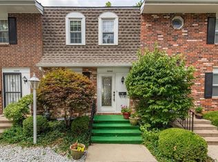 10243 W 96th Pl, Overland Park, KS 66212
