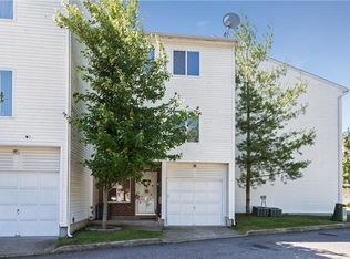 1298 Arthur Kill Rd, Staten Island, NY 10312