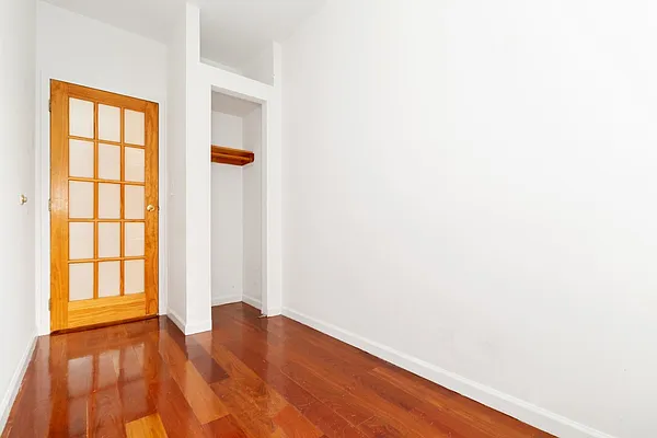 Rented by REAL New York | media 44