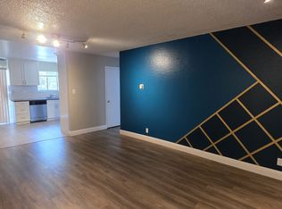 8019 Greenridge Dr APT 83, Oakland, CA 94605