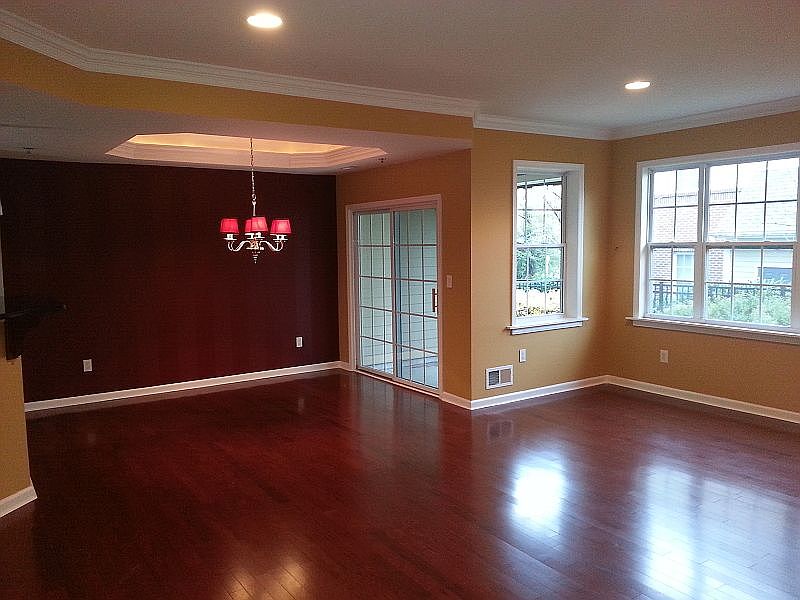2nd image of 29 Taft Ln