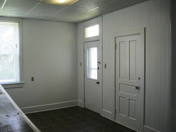 5th image of 709 Westbourne Ave
