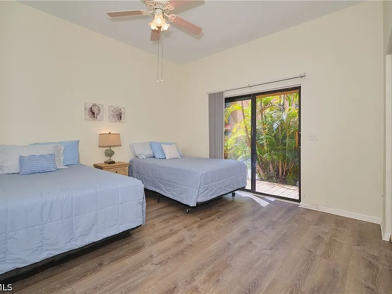 5510 SW 4th Pl #503 — Photo 24