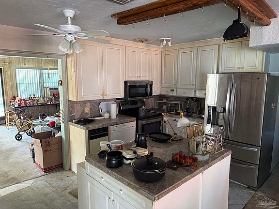5th image of 304 Oakland Cir NW