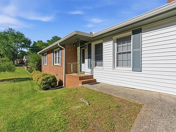 5th image of 3293 Bright Star Rd