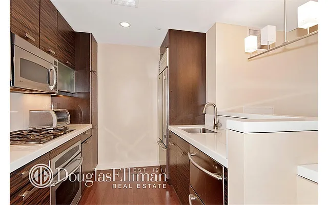 Rented by Douglas Elliman | media 20