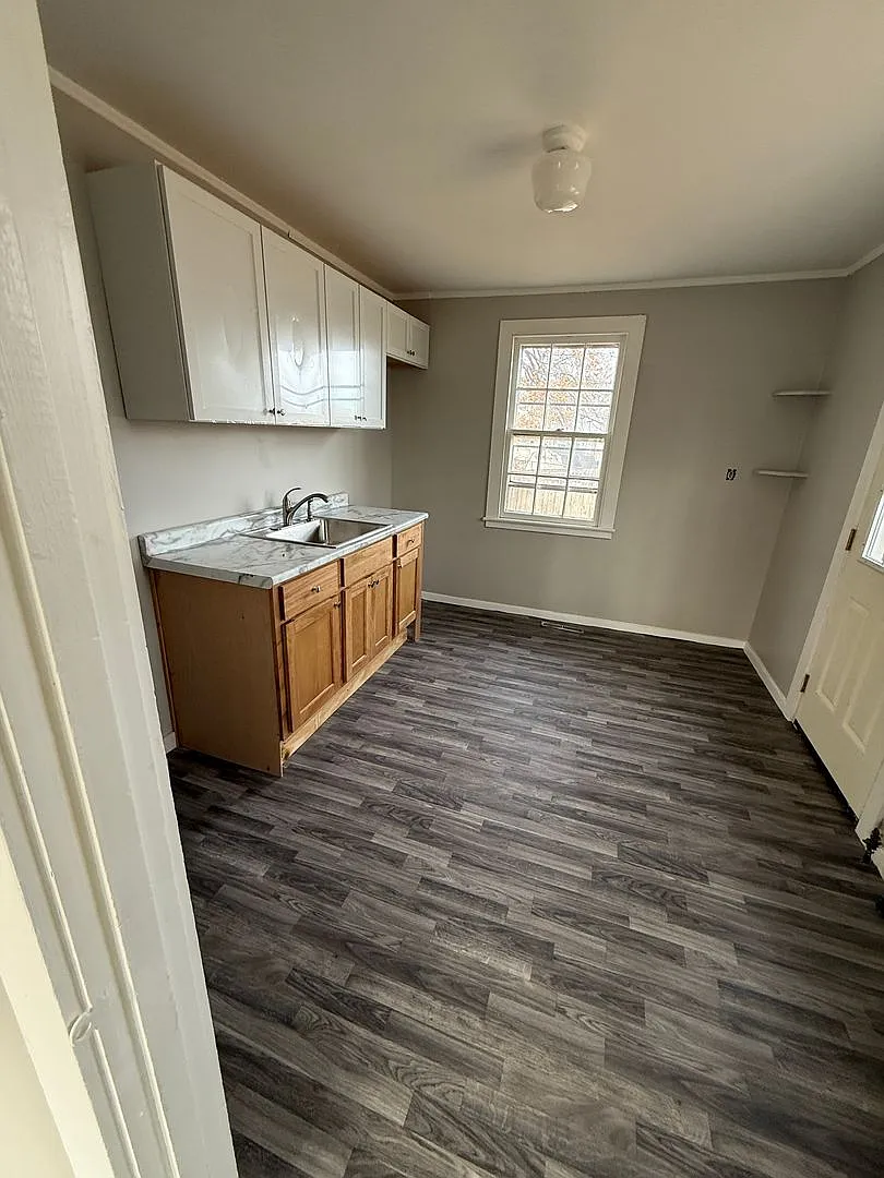 2 bed, $750 — Photo 4