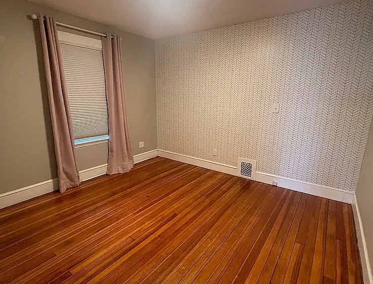 35 Montfern Ave #2 — Photo 2