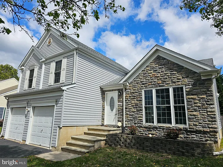 217 Falmouth Way — Photo 5