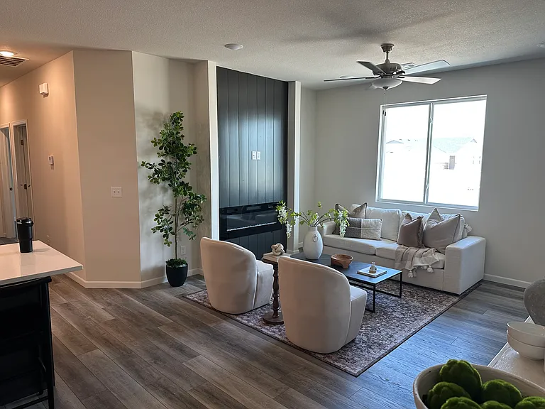 12828 W Red Rock St — Photo 11